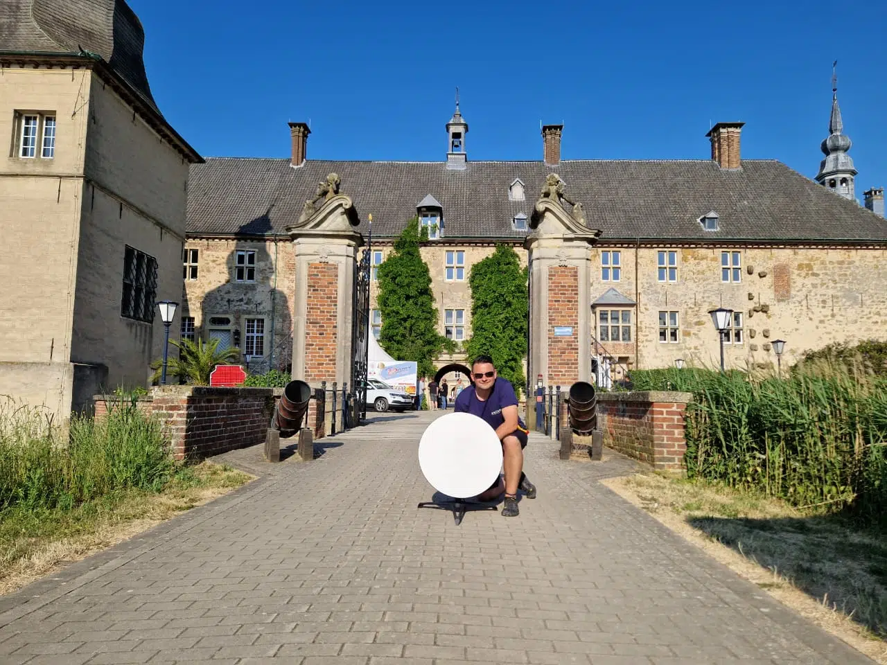 DE Starlink Lembeck Castle