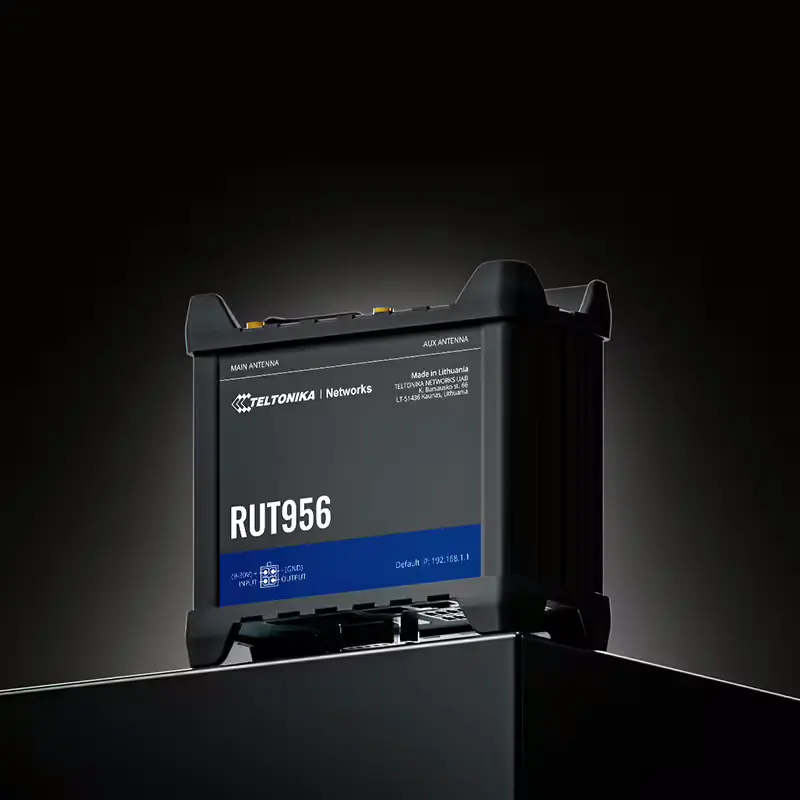 Teltonika RUT956 negro