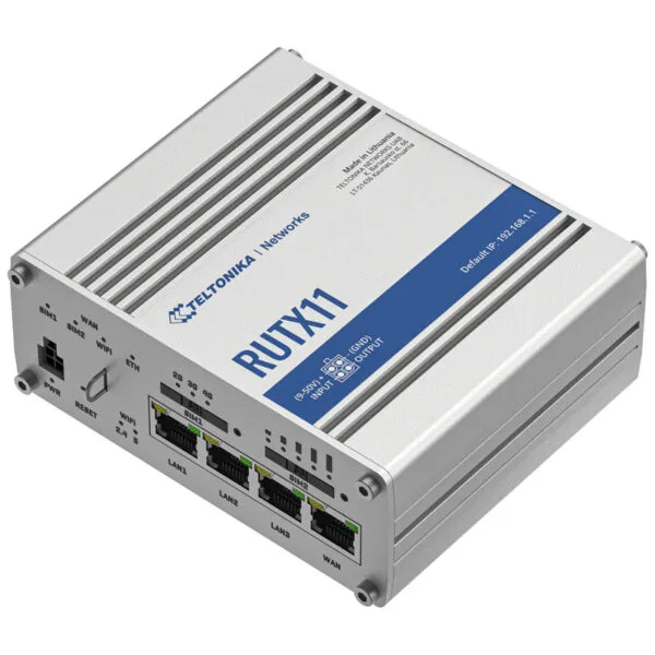 Teltonika RUTX11 lado izquierdo