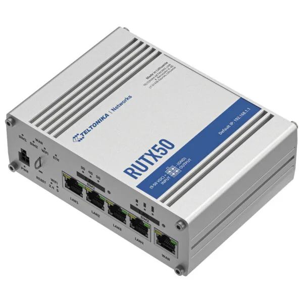 Teltonika RUTX50 lato sinistro