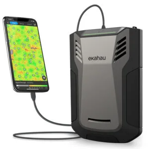 Aparato de medición Ekahau con pantalla de smartphone.