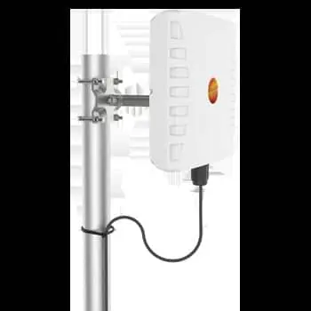 Poynting    Antennen    Wi-Fi    Mast/Wand    A-WLAN-061-V1    wei?     SMA (F)    2,4 GHz/5GHz    11dBi Dual-Band-Directional 4x4 MIMO Antenne – Bild 2