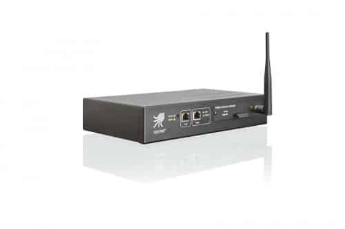 Das Bild zeigt den Ascend Multichannel VPN Router 200, ein Gerät zur Bündelung von Internetverbindungen und zur Einrichtung von VPN-Verbindungen. Der Router ist in einem schwarzen Gehäuse untergebracht und auf einem weißen Hintergrund platziert. Das Gerät verfügt über mehrere Anschlüsse für Ethernet-Kabel und SIM-Karten und kann so mehrere Internetverbindungen gleichzeitig nutzen. Der Multichannel VPN Router ist besonders nützlich für Unternehmen, die eine schnelle und zuverlässige Internetverbindung benötigen, z.B. für Video-Konferenzen, Cloud-Anwendungen oder andere datenintensive Anwendungen. Das Gerät kann auch als VPN-Gateway eingesetzt werden, um eine sichere Verbindung zwischen verschiedenen Standorten herzustellen. Der Router ist einfach zu konfigurieren und bietet umfangreiche Funktionen zur Verwaltung von Netzwerkverbindungen und VPNs.