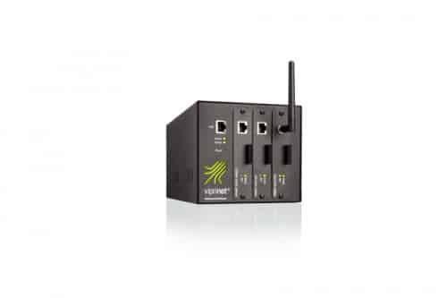 Das Bild zeigt den Ascend Multichannel VPN Router 300, einen leistungsstarken Router zur Bündelung von Internetverbindungen und zur Einrichtung von VPN-Verbindungen. Der Router ist in einem schwarzen Gehäuse untergebracht und auf einem weißen Hintergrund platziert. Das Gerät verfügt über mehrere Anschlüsse für Ethernet-Kabel und SIM-Karten und kann so mehrere Internetverbindungen gleichzeitig nutzen. Der Multichannel VPN Router 300 ist besonders nützlich für den Einsatz in Unternehmen oder Organisationen mit mehreren Standorten, die eine sichere und zuverlässige Verbindung benötigen. Der Router bietet eine hohe Verfügbarkeit und kann auch als VPN-Gateway eingesetzt werden, um eine sichere Verbindung zwischen verschiedenen Standorten herzustellen. Der Router ist einfach zu konfigurieren und bietet umfangreiche Funktionen zur Verwaltung von Netzwerkverbindungen und VPNs.