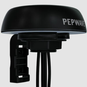Peplink Mobility 40G Antenna black with mount sideview