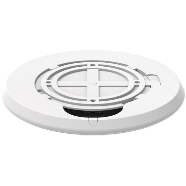 Rilevatore di fumo bianco su sfondo bianco.