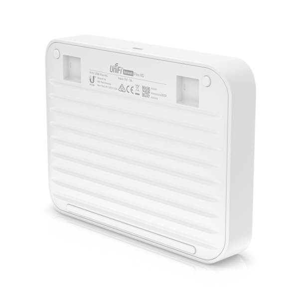 Ubiquiti Switch smart managed Layer2 5 Port • 4x 10 GbE • 1x PoE at In •  Desktop •  Lüfterlos  • UniFi • USW-Flex-XG – Image 3