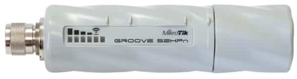 MikroTik Groove S2HPn Router im weißen Gehäuse.